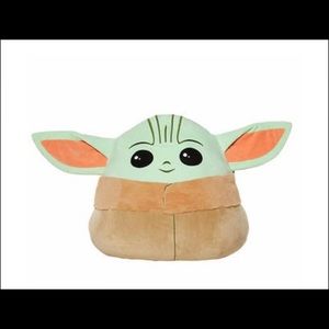 Jumbo Baby Yoda SQUISHMALLOW!